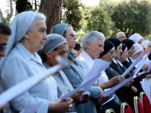 Religious sisters attend the enthronement of Our Lady of Charity in the Vatican Gardens August 28, 2014. 