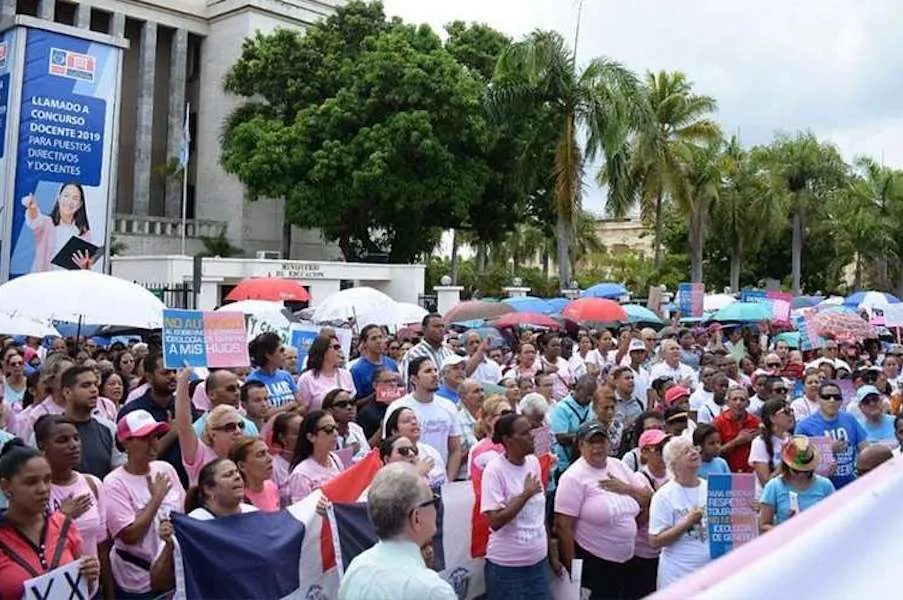 July 4 demonstration against gender ideology in the Dominican Republic. ?w=200&h=150