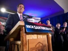 Rick Santorum addresses a crowd at the Stoney Creek Inn on January 3, 2012 in Johnston, Iowa. 