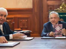 Archbishop Rogelio Cabrera, president of the Mexican Bishops Conference, and Mexican President Andrés Manuel López Obrador. 