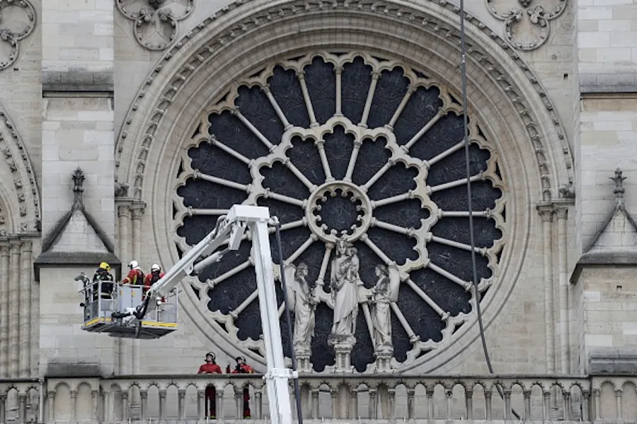 The south rose window of Notre Dame on April 16, 2019. ?w=200&h=150
