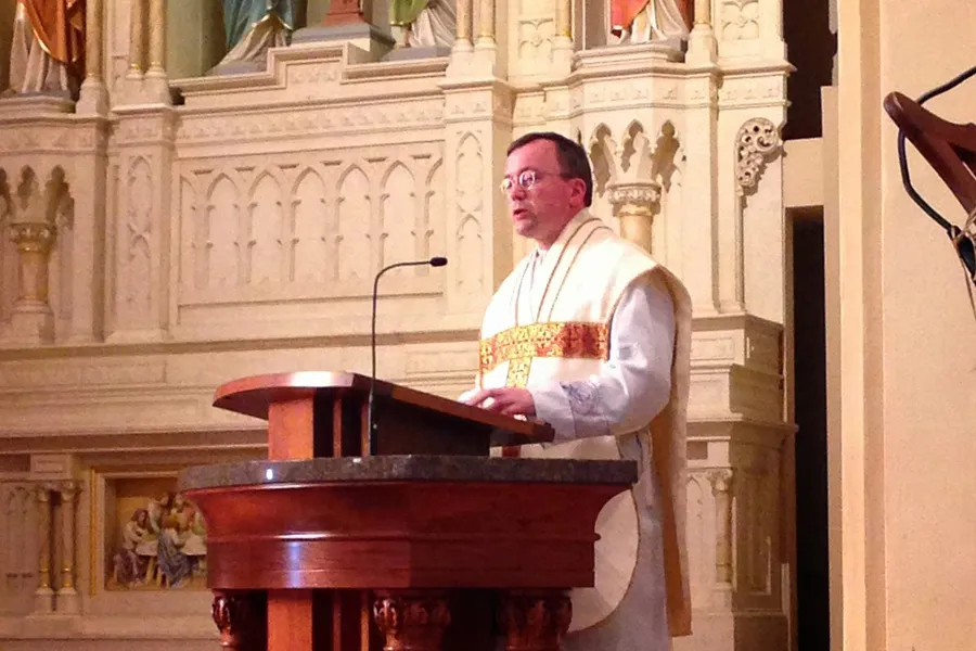 Fr. Uwe Michael Lang, C.O., a board member of the Society for Catholic Liturgy, preaches during an extraordinary form Mass said during the conference on Oct. 3. ?w=200&h=150