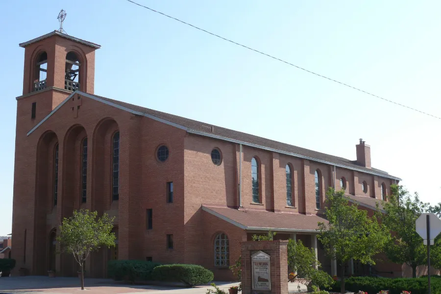 Sacred Heart Cathedral in Gallup, N.M. ?w=200&h=150
