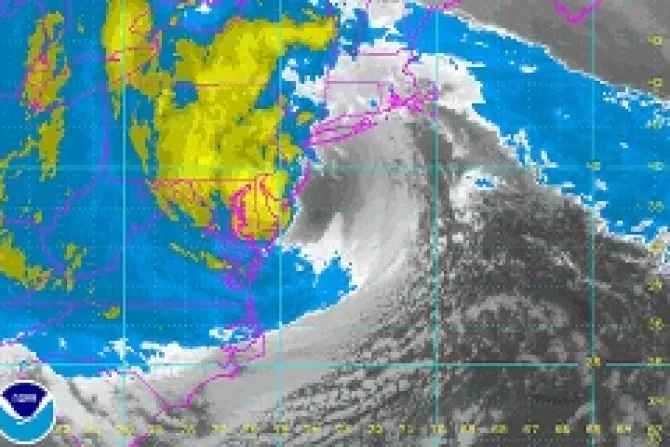 Satellite image of Hurricane Sandy Credit NOAA 2 CNA500x320 US Catholic News 10 29 12