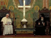 Pope Francis meets with Ilia II, the Georgian Orthodox Catholicos and Patriarch of All Georgia, in Tbilisi, Sept. 30, 2016. 
