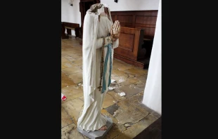 The beheaded statue at the Jesuit church in Straubing, Germany. Photo