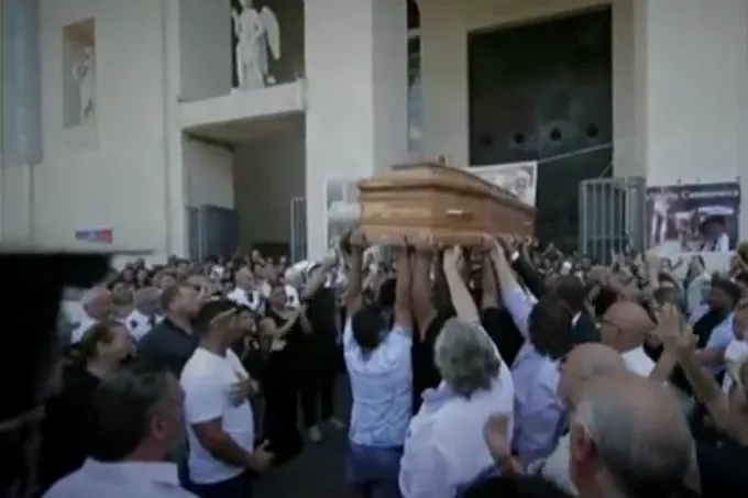 Screenshot of the funeral of Vittorio Casamonica.?w=200&h=150