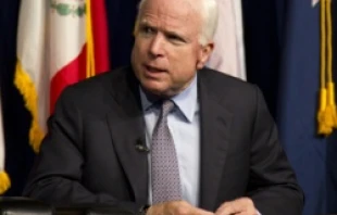 Sen. John McCain speaks Sept. 24, 2012 on campaign finance at USC's Schwarzenegger Institute for State and Global Policy.   Rosa Trieu-Neon Tommy (CC BY-SA 2.0)