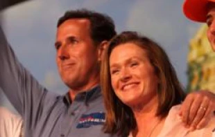Senator Rick Santorum, and his wife Karen Santorum at the Ames, Iowa Straw Poll in Ames, Iowa.   Gage Skidmore (CC BY-SA 2.0)