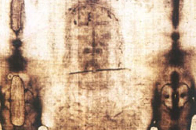 Shroud of Turin CNA World Catholic News 2 3 11