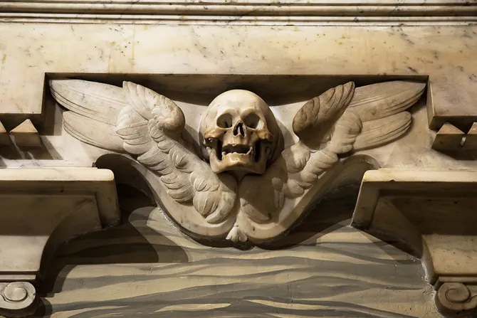 Skull and wings in church Credit Suprun Vitaly Shutterstock CNA