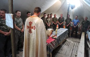 Military chaplaincy in eastern Ukraine, 2015. Aid to the Church in Need.