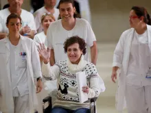 Spanish nurse Teresa Romero (C) was discharged from Madrid's Carlos III Hospital Nov. 5, 2014. 