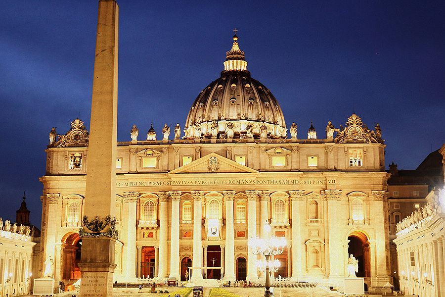 St. Peter's Basilica at the Vigil of Divine Mercy, April 2, 2016. ?w=200&h=150