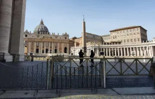 St. Peter's Basilica and square closed to public March 10, 2020.   Hannah Brockhaus/CNA.