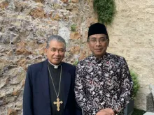 Sheikh Yahya Cholil Staquf with Archbishop Agustinus Agus of Pontianak. 