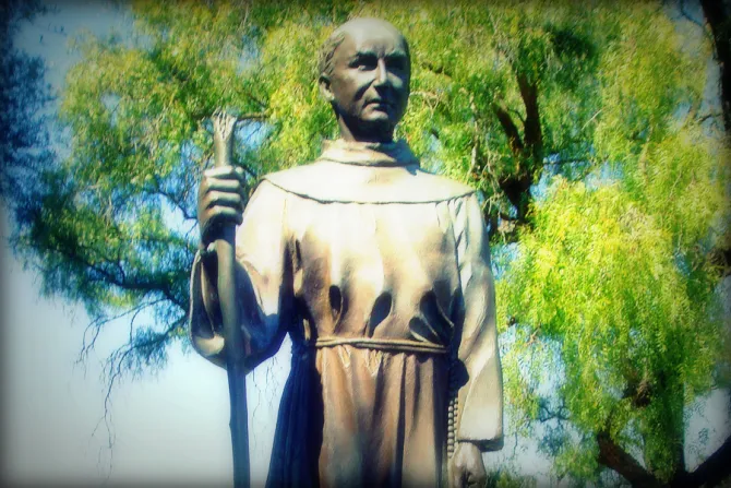 Statue of Fr Junipero Serra Mission San Juan Bautista California Credit Ramon Lomeli via Flickr CC BY NC SA 20 CNA 5 1 15