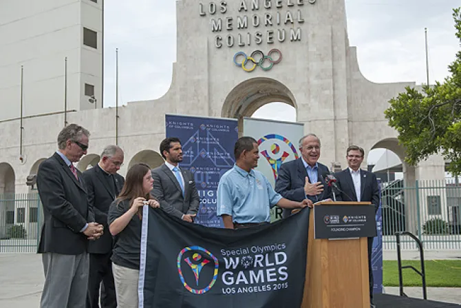Supreme Knight Carl Anderson makes an announcement at Los Angeles Memorial Coliseum July 14 2014 Photo courtesy of the Knights of Columbus CNA 7 14 14