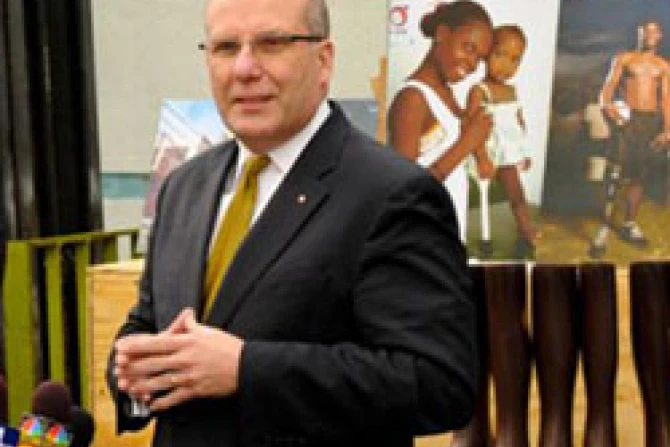 Supreme Secretary Emilio Moure expresses the enthusiasm of the Knights of Columbus for the Hope for Haitis Children program CNA US Catholic News 3 3 11