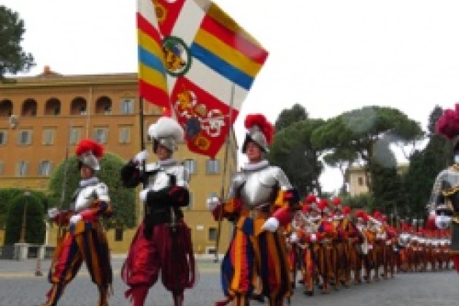 Swiss Guards march through Vatican City CNA Vatican Catholic News 5 7 12