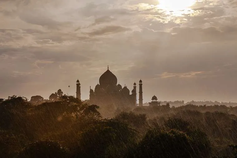 Taj Mahal seen from Agra, India. ?w=200&h=150