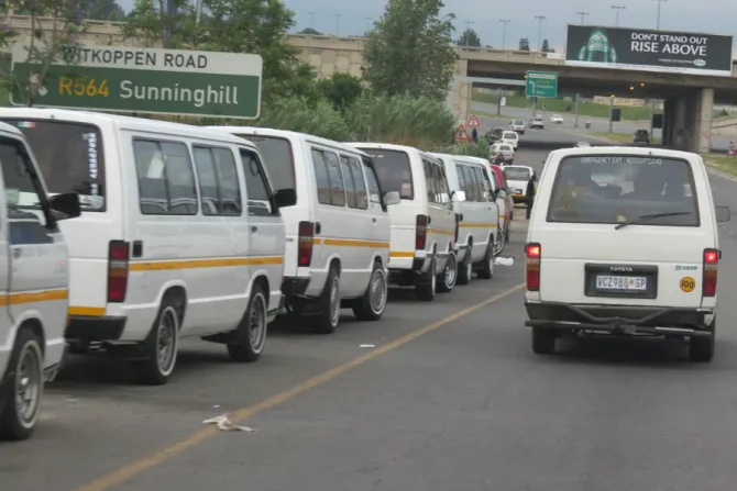 Taxis in Johannesburg Credit PapJeff via Flickr CC BY NC 20 CNA