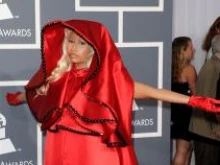 Singer Nicki Minaj arrives at the 54th Annual GRAMMY Awards held at Staples Center on February 12, 2012 in Los Angeles, California. 