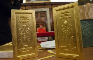 The Holy Door unveiling 3 at the Recognitio ceremony in St. Peter's Basilica, Nov. 17, 2015.   L'Osservatore Romano.