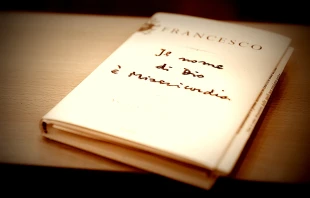 'The Name of God is Mercy' book debut at the Augustinianum on Jan. 12, 2016.   Daniel Ibanez/CNA.