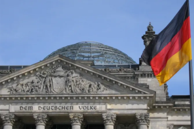 The Reichstag building where the Bundestag meets Credit jan zeschky via Flickr  CC BY NC 20 CNA