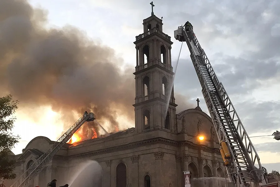 The Shrine of Christ the King Sovereign Priest in flames, Oct. 7, 2015. Photo courtesy of the ICKSP.?w=200&h=150