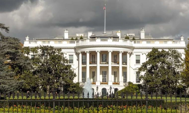 The White House Washington DC Credit  LuxBLueShutterstock