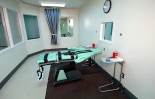 The lethal injection chamber at San Quentin State Prison.   California Department of Corrections and Rehabilitation via Wikimedia (CC BY 2.0).
