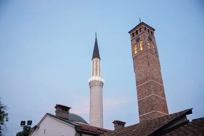The minaret of a mosque lit in Sarajevo Bosina Hersegovina June 4 2015 Credit Andreas Dueren CNA
