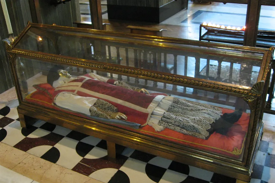 The relics of St. John Southworth in London's Westminster Cathedral. ?w=200&h=150