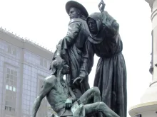 The sculpture Early Days near San Francisco's City Hall, which is to be removed following a March 5, 2017 vote. 