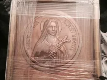 This image of St. Therese of Lisieux was a gift presented to Pope Francis by French journalist Caroline Pigozzi. Photo courtesy of Caroline Pigozzi/CNA.