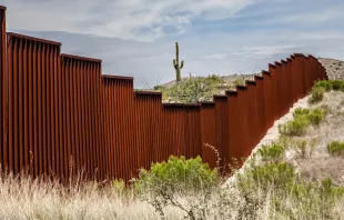 The US-Mexico border in Arizona.   Chess Ocampo/Shutterstock.