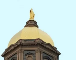 The famous golden dome of the administrations building at the University of Notre Dame. File Photo-CNA.?w=200&h=150