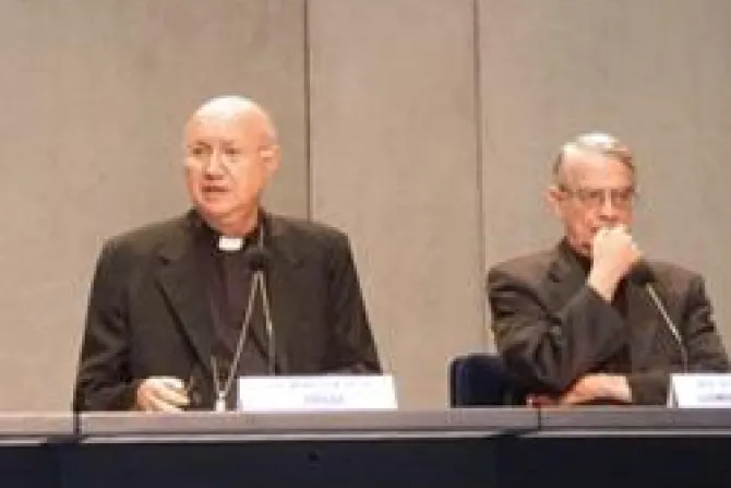 Vatican Press Conference on new portal newsva in Sala Stampa Cardinal Claudio M Celli L and Fr Federico Lombardi R 3 CNA Vatican Catholic News 6 27 11