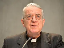 Vatican spokesman Fr. Federico Lombardi S.J. addresses journalists during a May 15, 2014 press conference. 