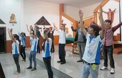 Vietnamese Catholic youth animators at the encounter pilgrimage camp. ?w=200&h=150