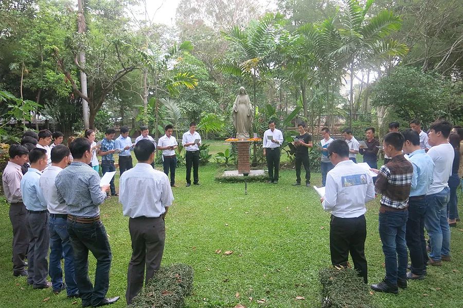 Vietnamese Youth Leaders annual lenten retreat in Thailand Mar 17-18, 2015. ?w=200&h=150