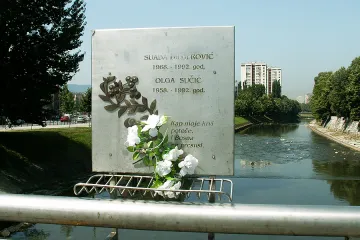 Vrbanja bridge in Sarajevo Bosnia and Herzegovina commemorating Suada Dilberovic and Olga Sucic Credit jaimesilva via Flickr CC BY NC ND 20 CNA