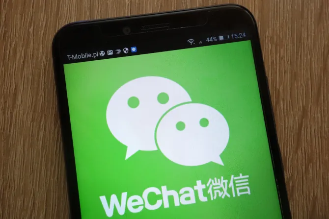 WeChat Shutterstock