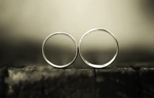 Wedding bands.   isak55 via www.shutterstock.com.