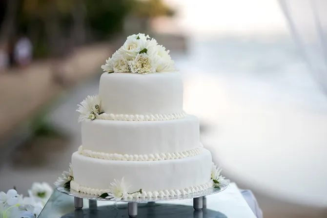 Wedding cake Credit Pupae Shutterstock CNA
