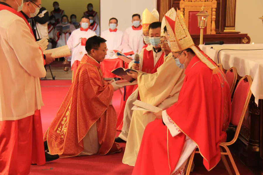 The episcopal ordination of Thomas Chen Tianhao in Qingdao Cathedral, China, on Nov. 23, 2020. ?w=200&h=150