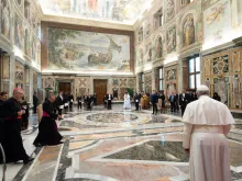 Pope Francis meets with ambassadors ac