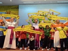 Young Catholics in Thailand celebrate the Year of Faith (